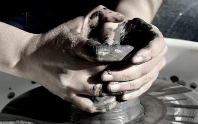 Comment prendre soin de son corps dans son atelier de poterie ?